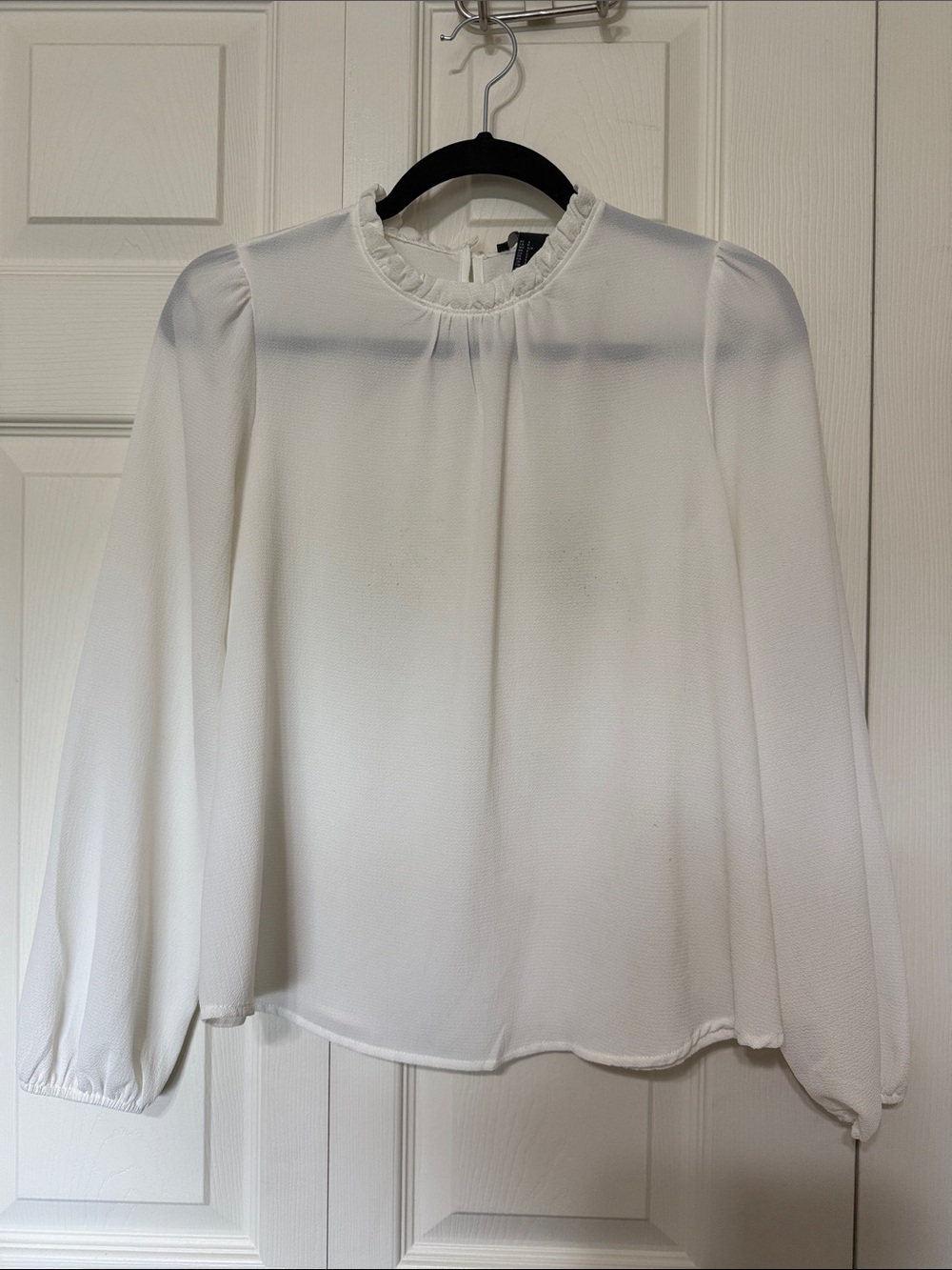 Forever 21 White Ruffled-Neck Long Sleeve Blouse
